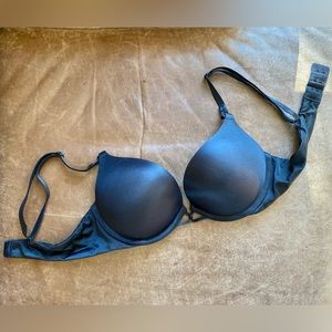Victoria’s Secret Miraculous Plunge Push-up Bra